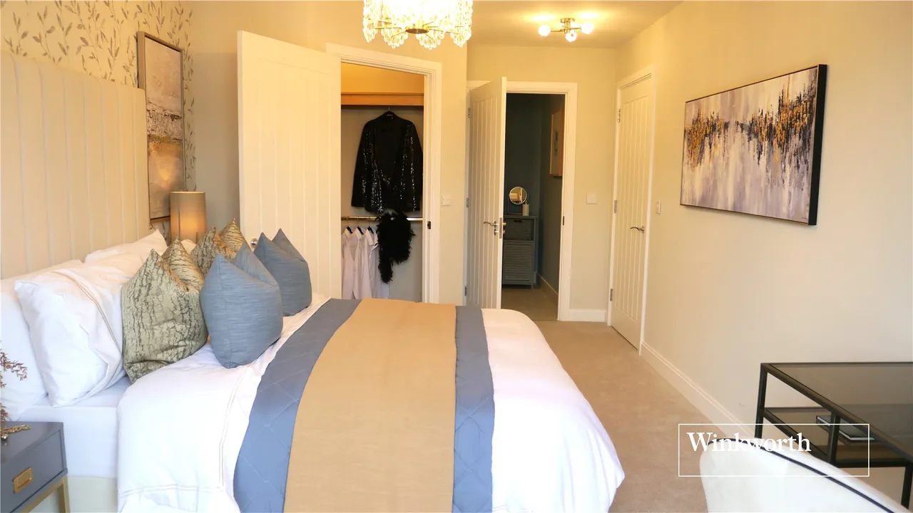 Westpole Avenue, Oakwood, EN4, photo 10