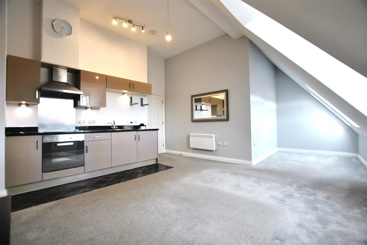 St Silas Court, Stockwood, BS14, photo 6