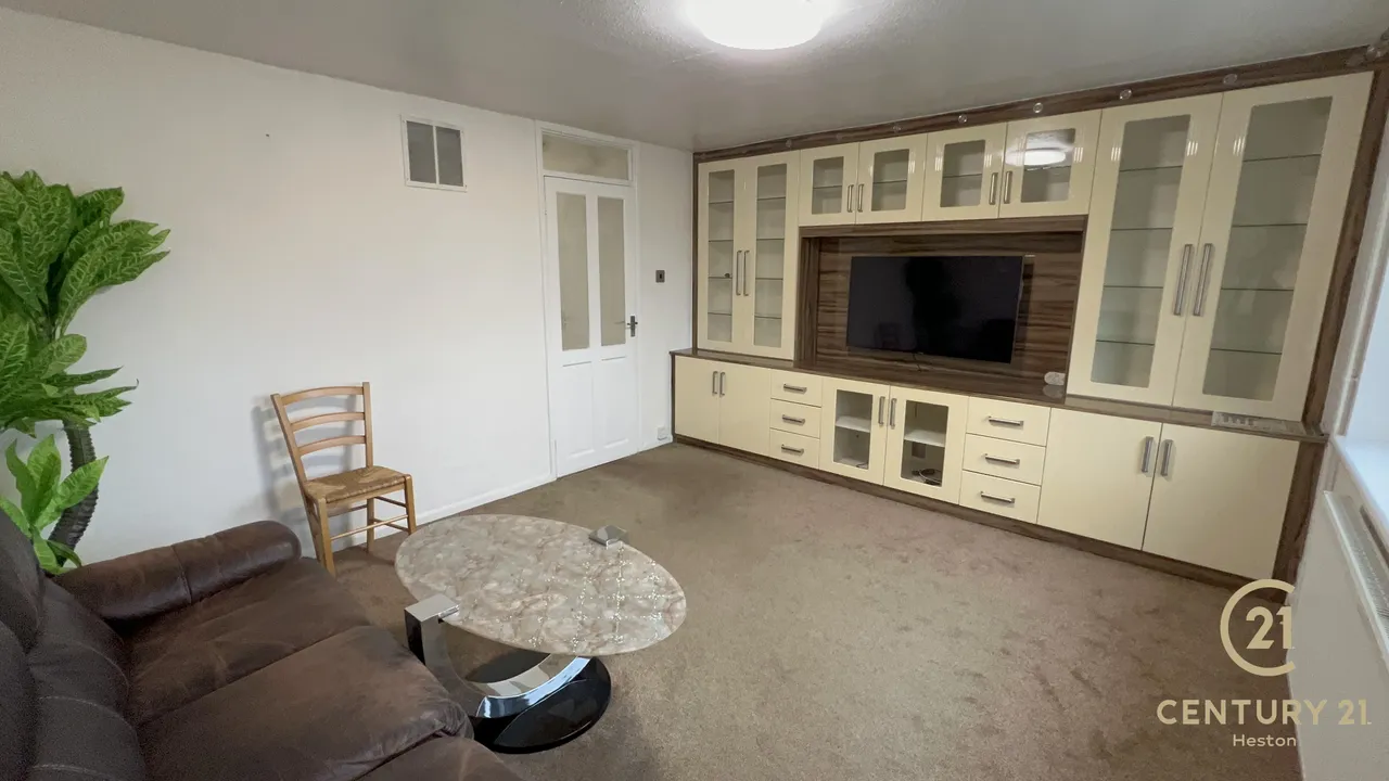 Edgar Road, Hounslow, TW4, photo 3