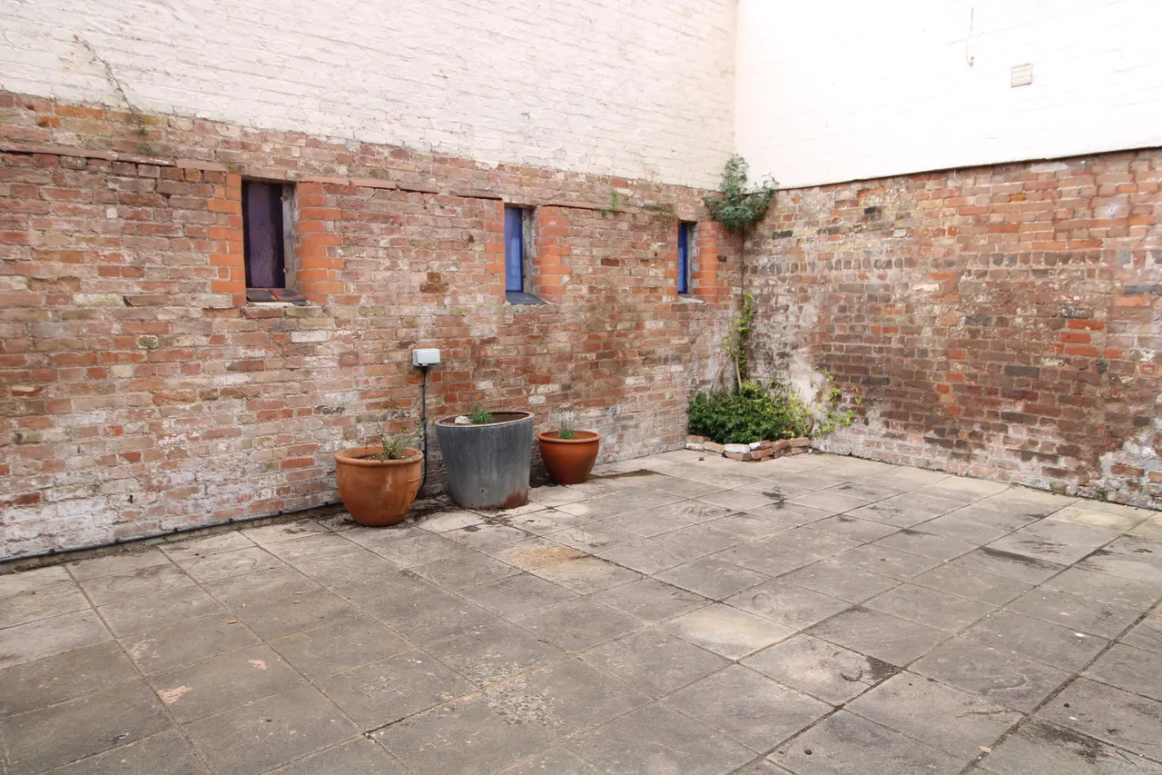 Priory Court, Bridgwater, photo 9