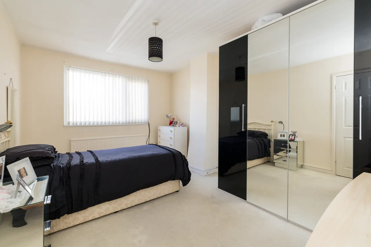 Ruskin Crescent, Abram, WN2, photo 12