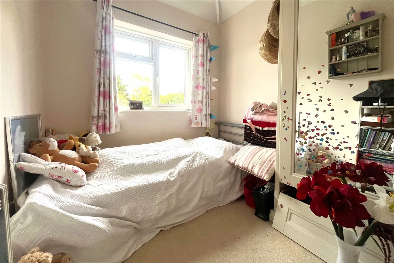 Weydon Hill Road, Farnham, Surrey, GU9 8NX, photo 14