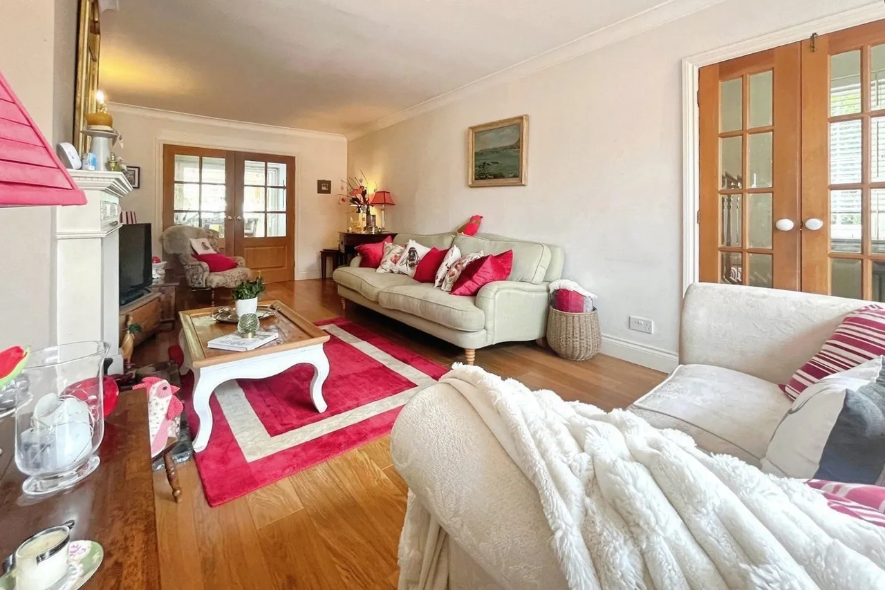 Weydon Hill Road, Farnham, GU9, photo 7