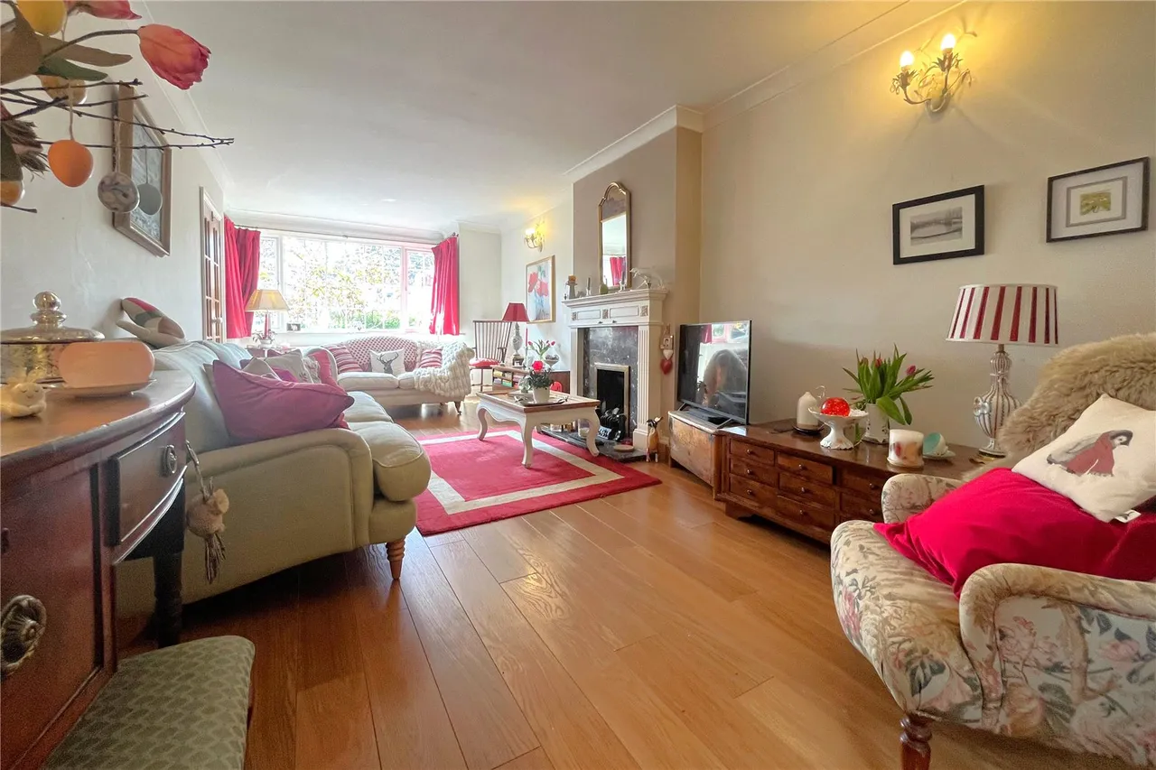 Weydon Hill Road, Farnham, Surrey, GU9 8NX, photo 10