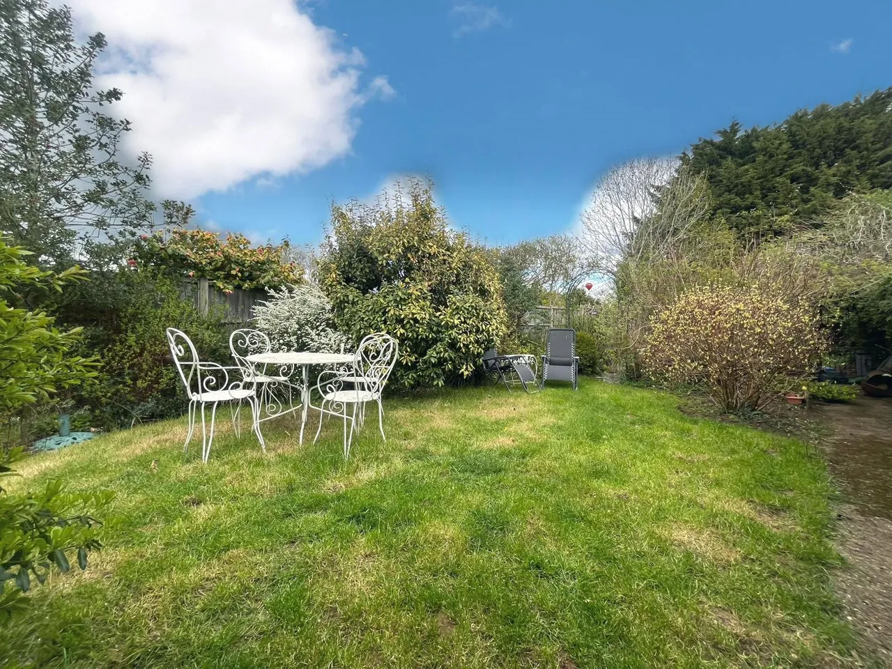 Weydon Hill Road, Farnham, Surrey, GU9 8NX, photo 6
