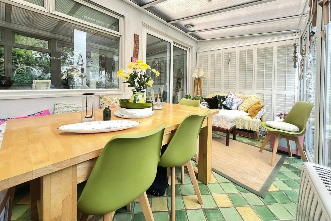 Weydon Hill Road, Farnham, GU9, photo 5