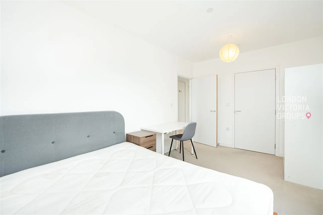 Perceval Square, Harrow, photo 8