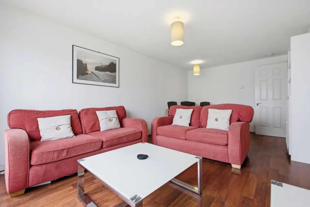 Mavisbank Gardens, Glasgow, G51, photo 3
