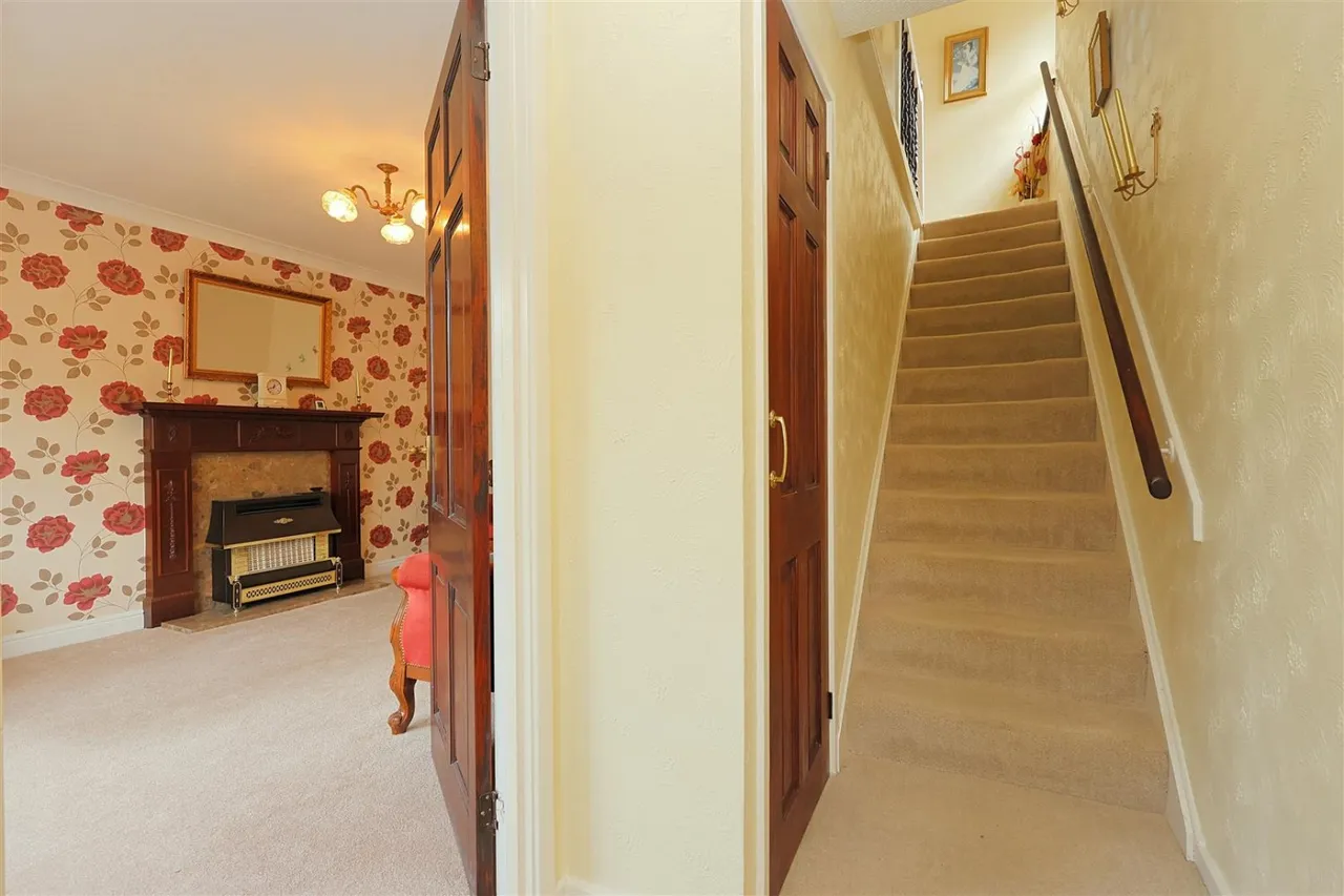 Merton Avenue, Farsley, LS28, photo 18