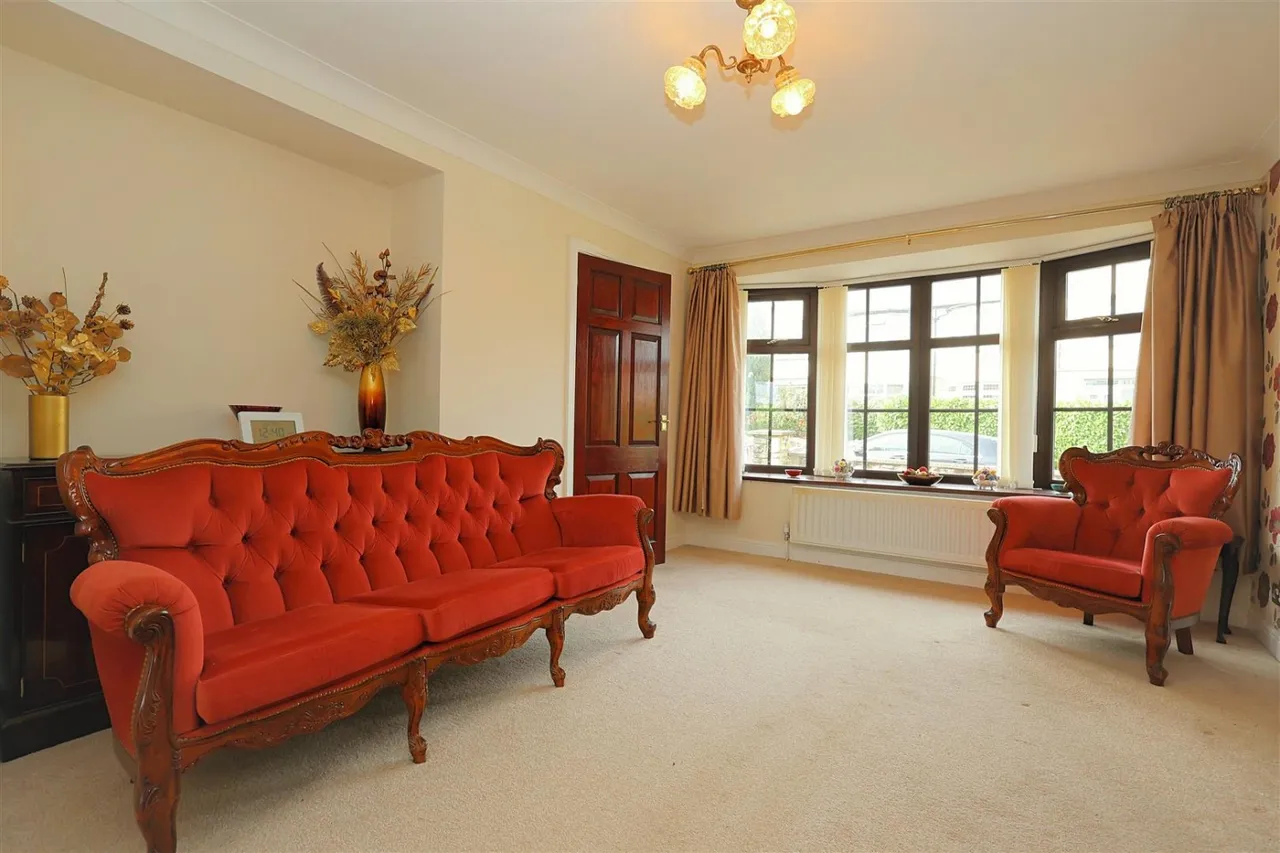 Merton Avenue, Farsley, LS28, photo 17