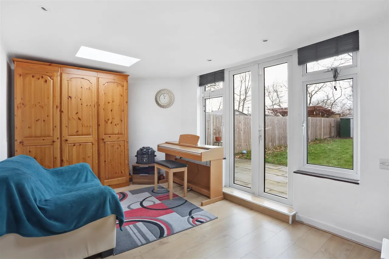 Clensham Lane, Sutton, Surrey, SM1 2ND, photo 11