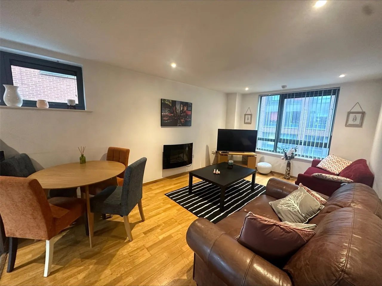 3 bed flat for sale, Oldham Street, Liverpool, L1