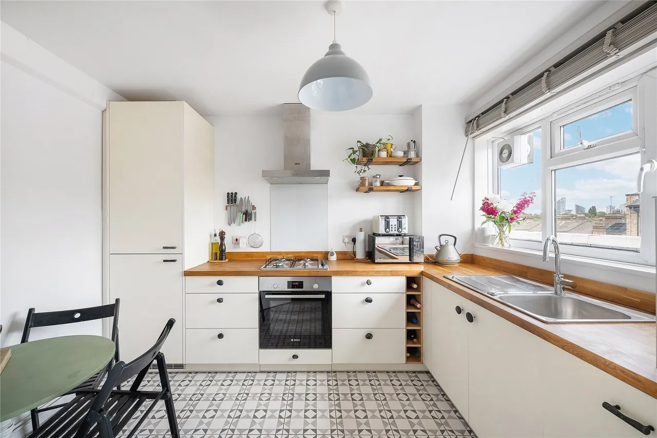 Gideon Road, Battersea, SW11, photo 3