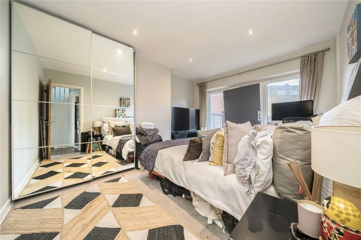 First Avenue, Acton, photo 6