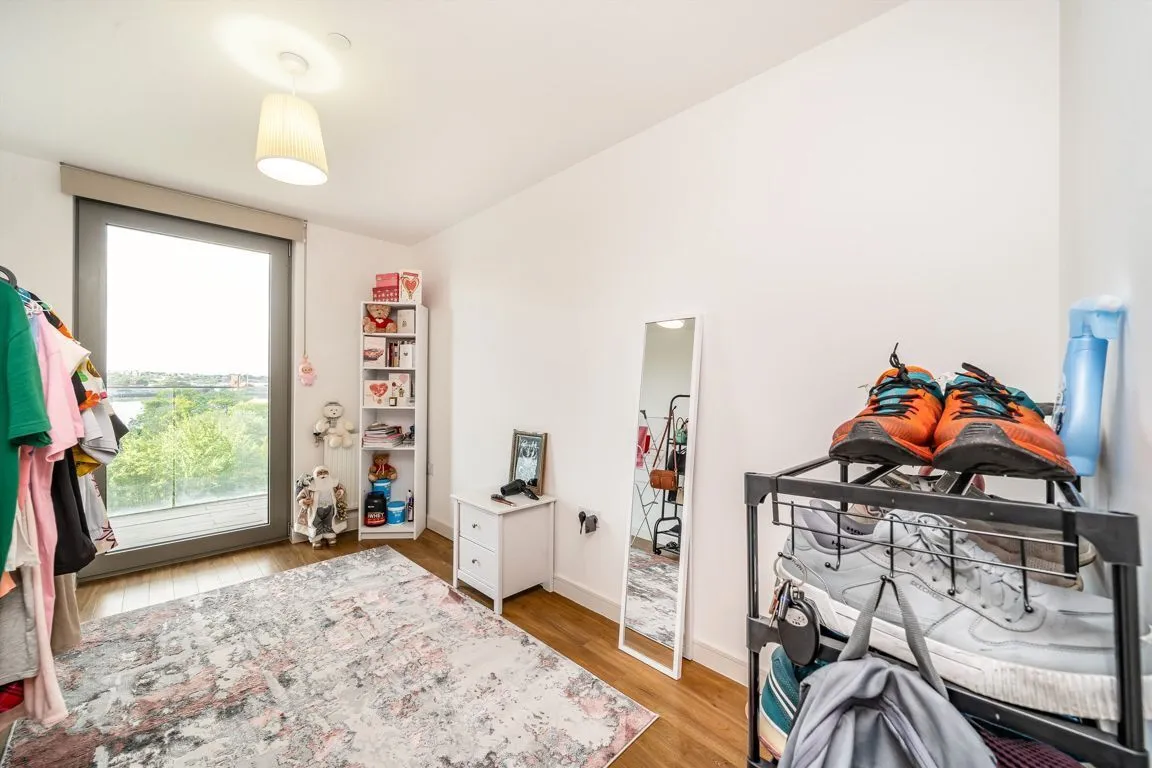 Booth Road, Riverside View, photo 6