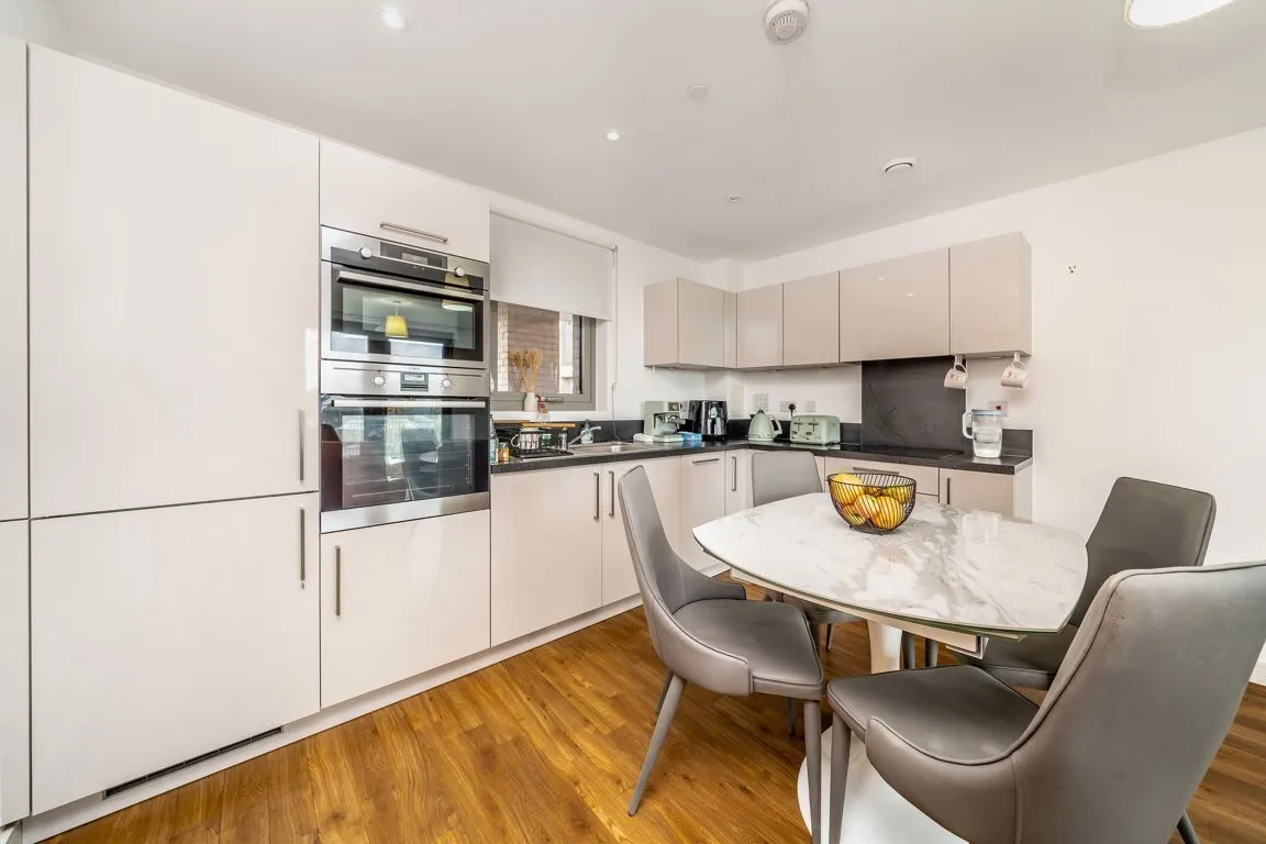 Booth Road, Riverside View, photo 4