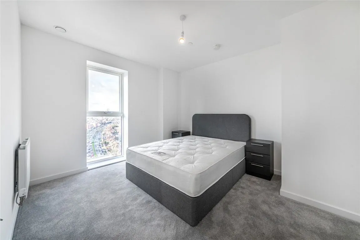 East Acton Lane, Acton, photo 11