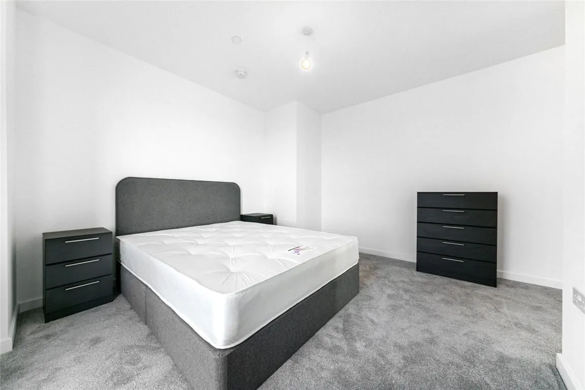 East Acton Lane, Acton, photo 10