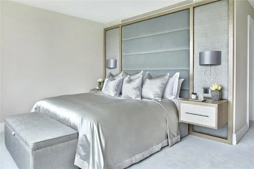 Prince Albert Road, London, NW8, photo 6