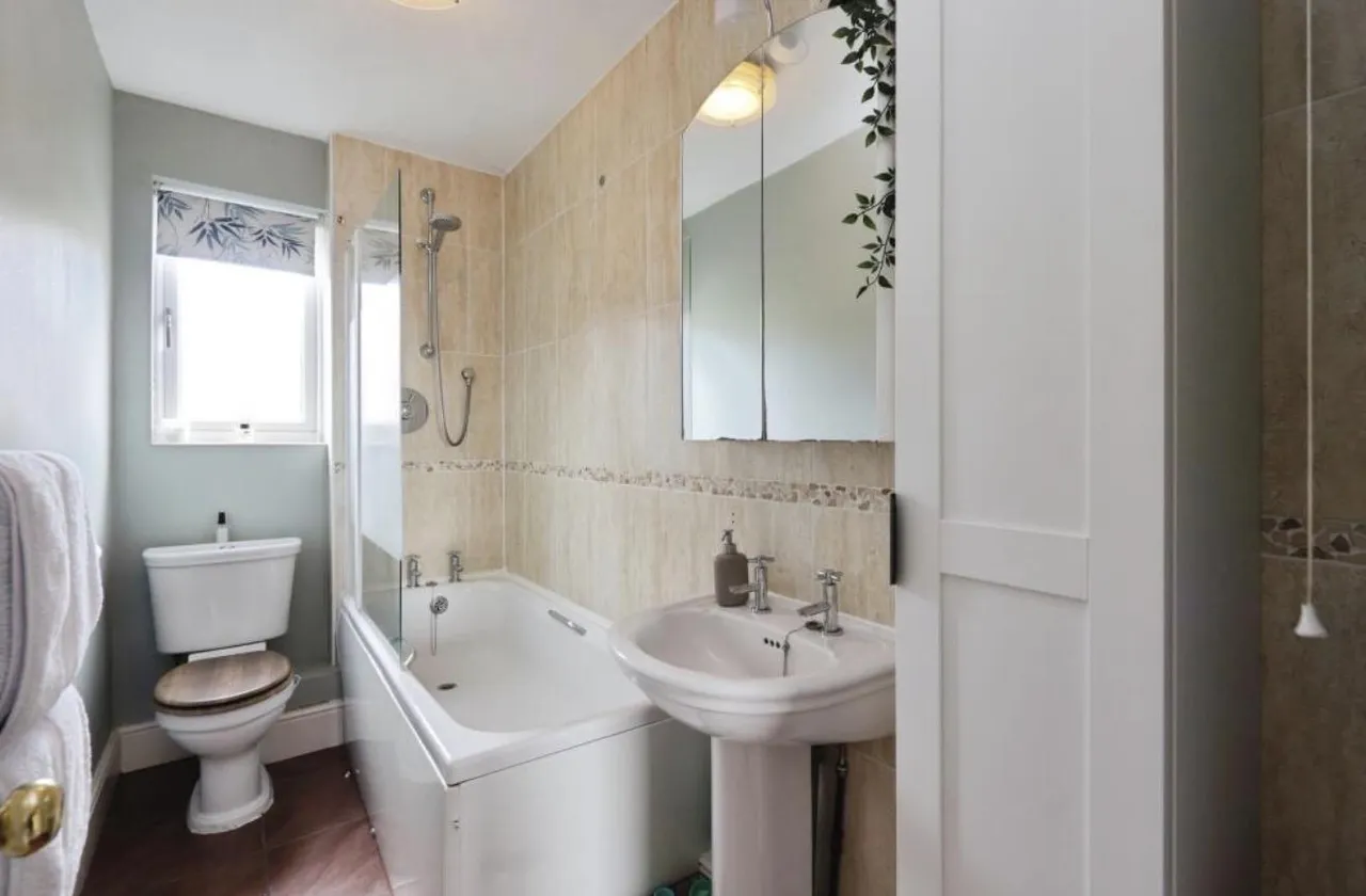 Aysgarth Road, Sheffield, S6, photo 13