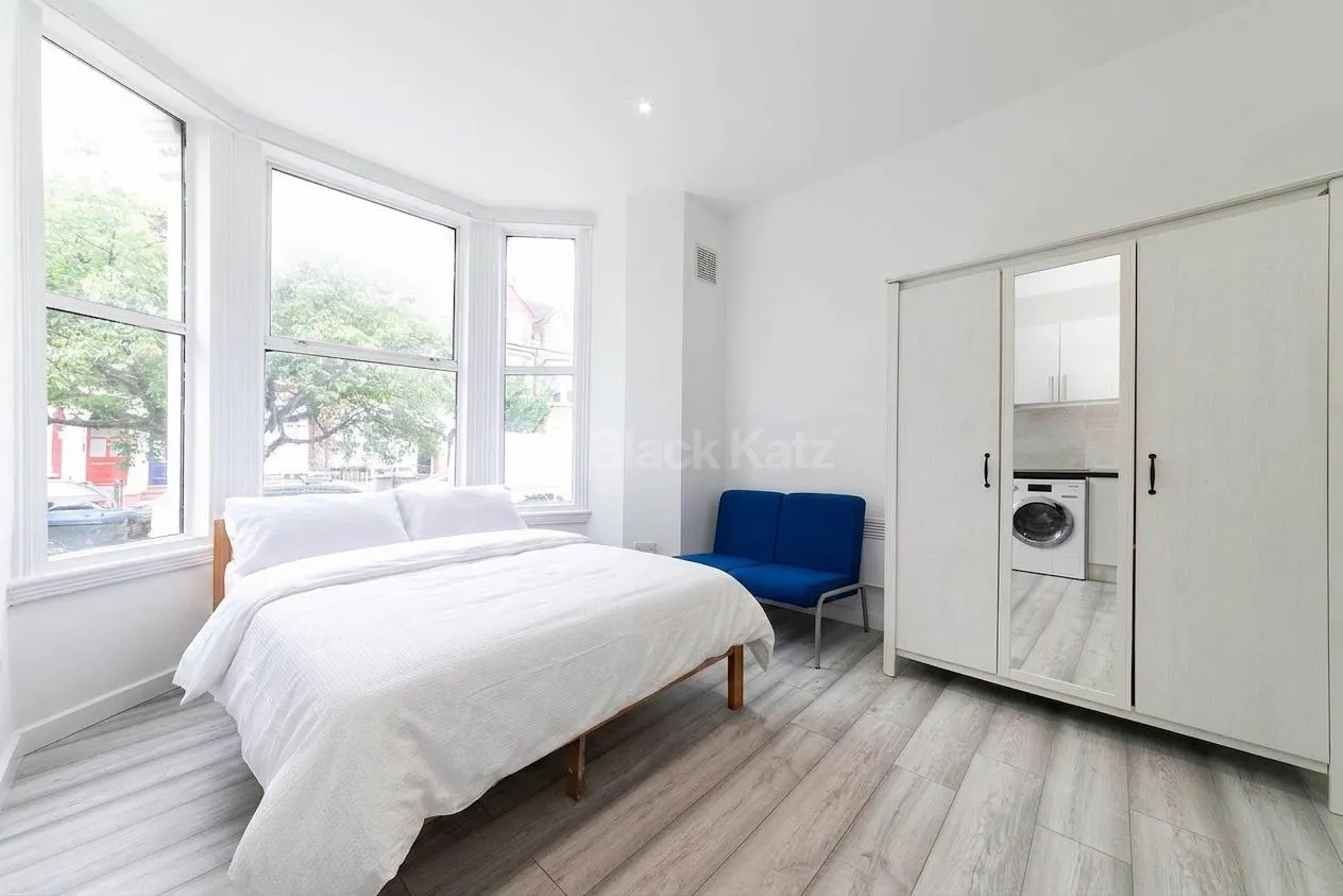 1 bed property to rent, Callcott Road, London, NW6