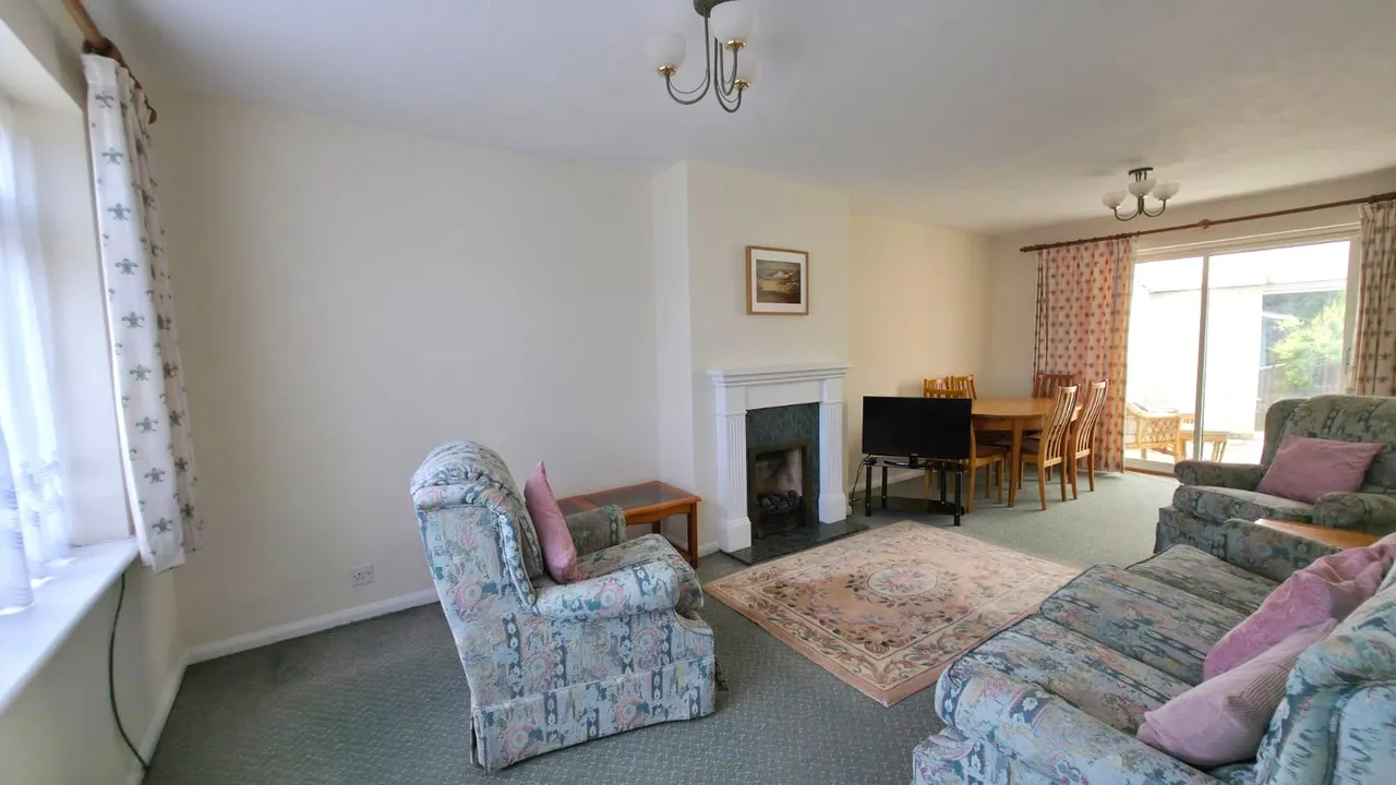Fairway, Copthorne, RH10, photo 9