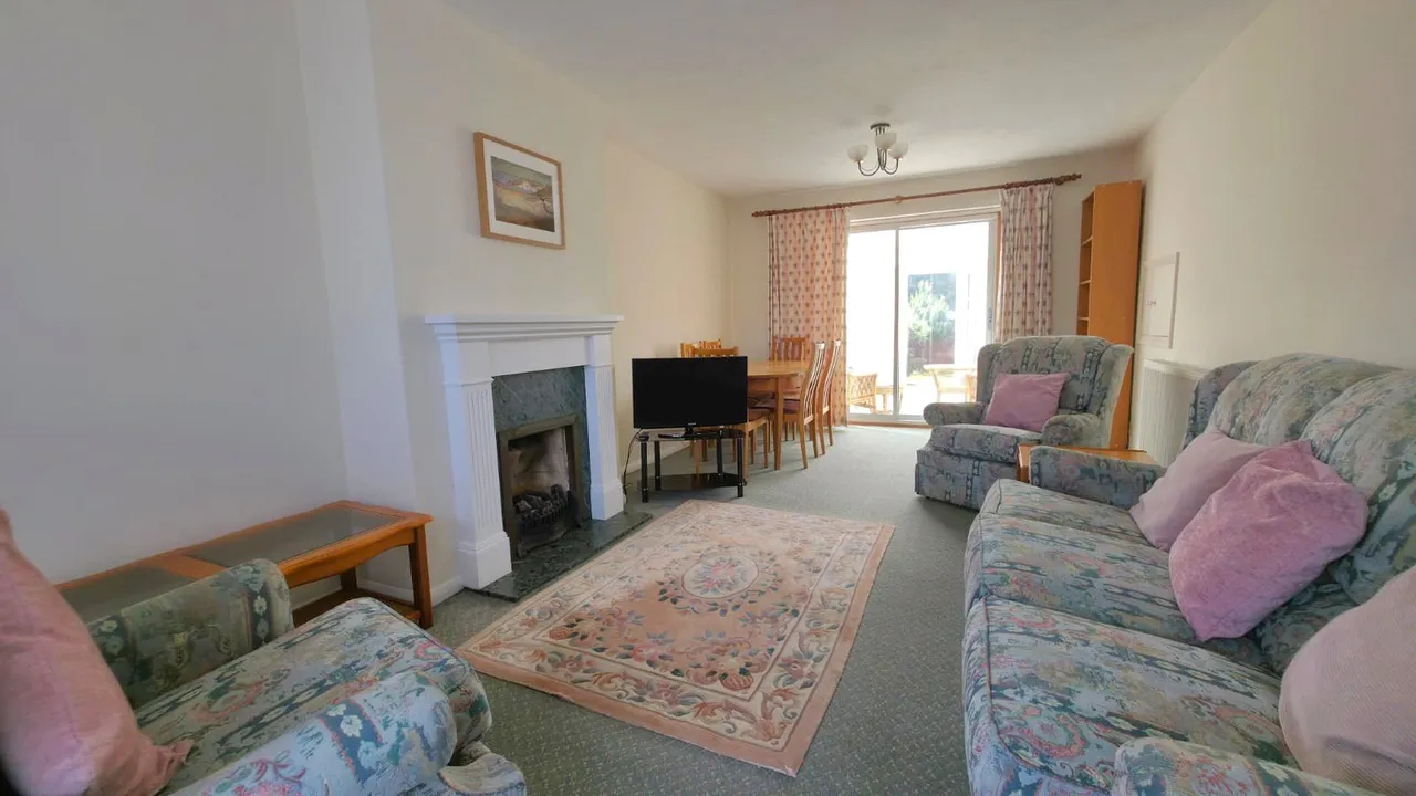 Fairway, Copthorne, RH10, photo 3