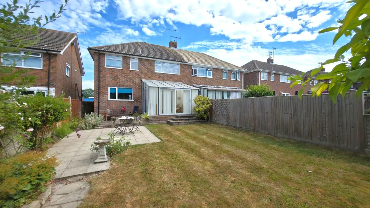 Fairway, Copthorne, RH10, photo 15