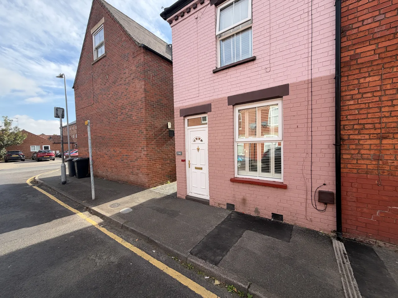 2 bed house to rent, Handley Street, Sleaford, NG34