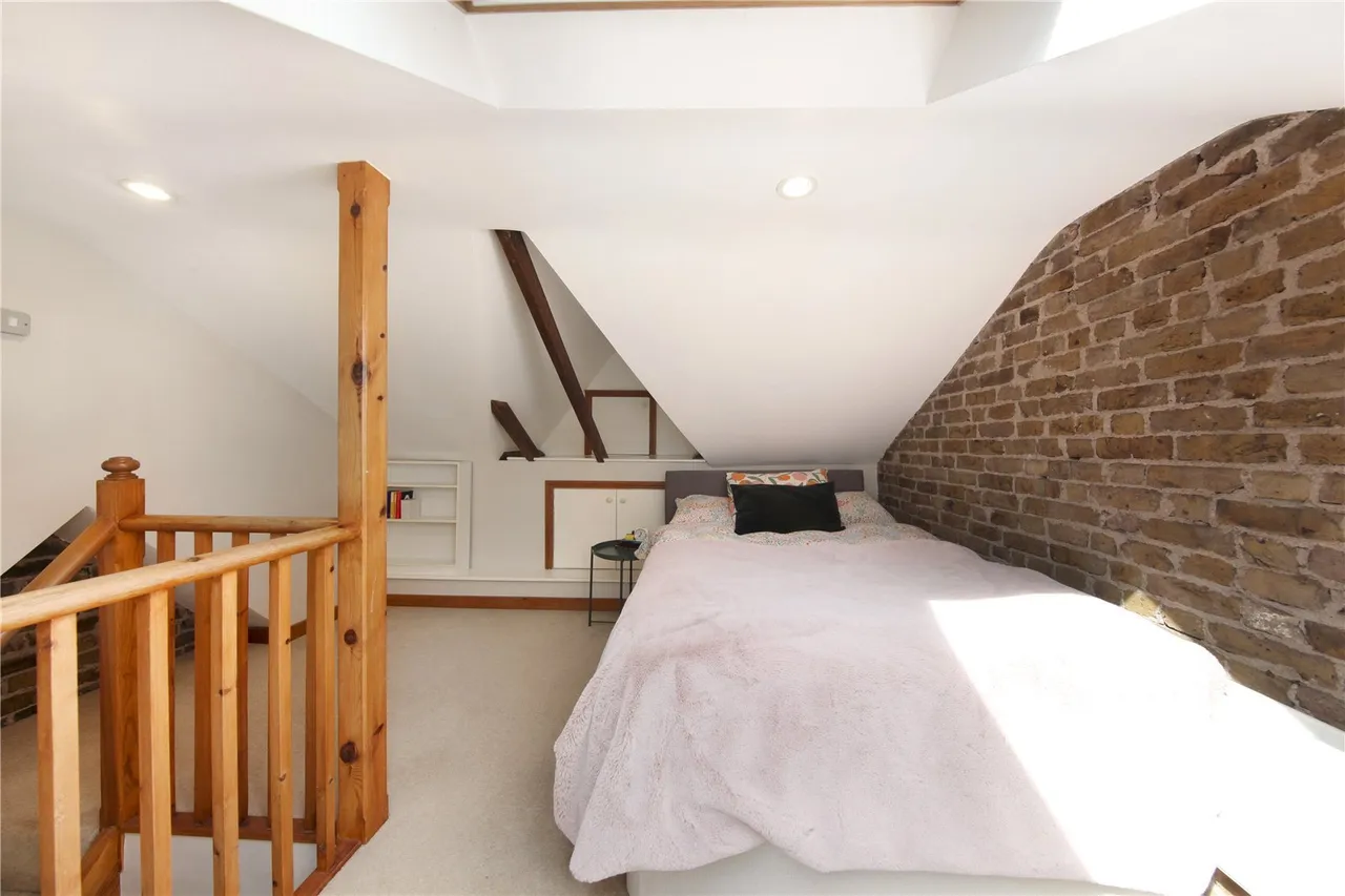 Tabard Street, SE1, photo 3