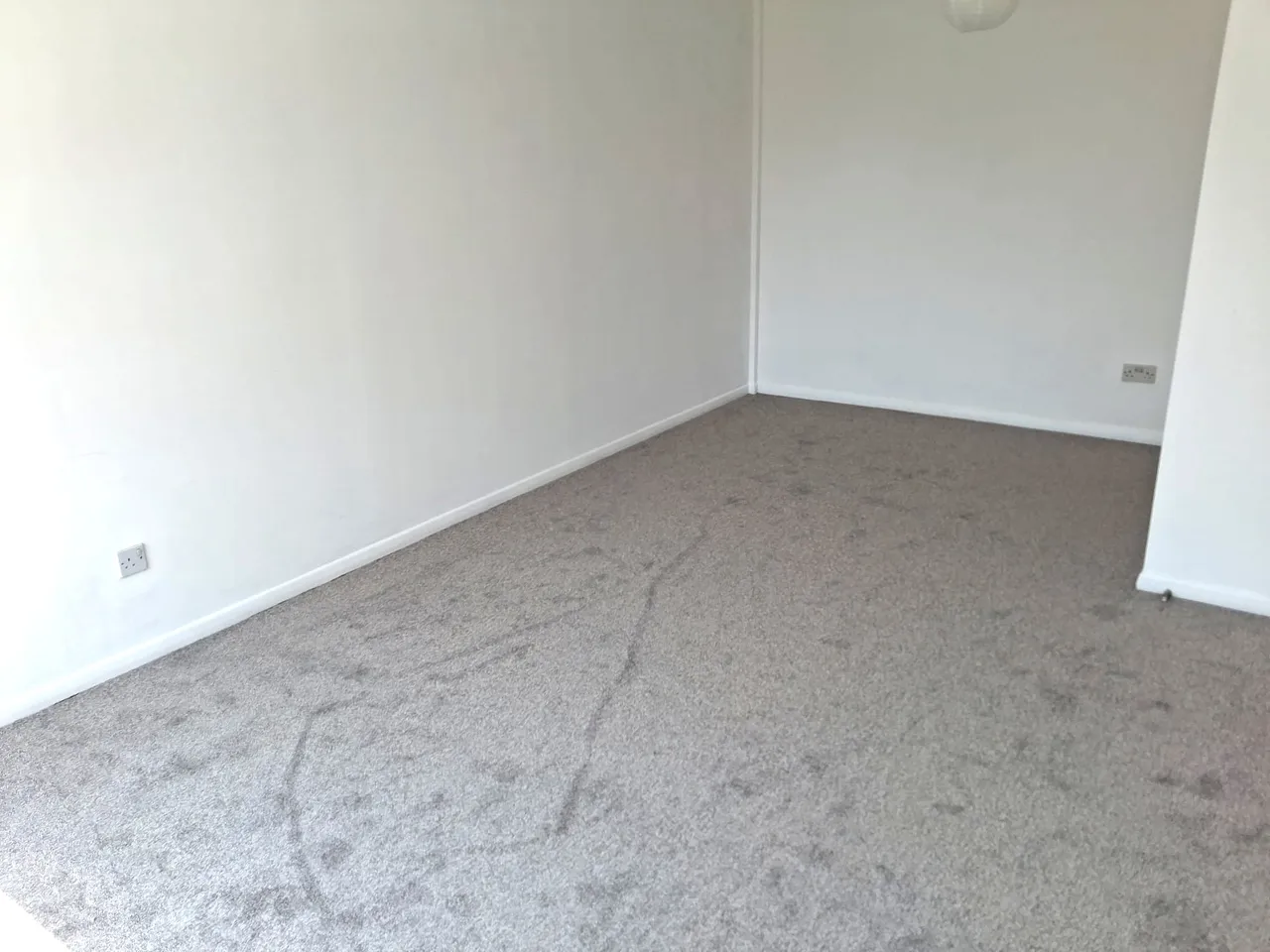 Church Road, Ashford, TW15, photo 7