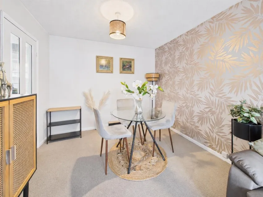 Filbert Close, Abbeydale, photo 9