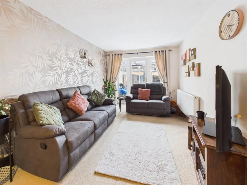 Filbert Close, Abbeydale, photo 8
