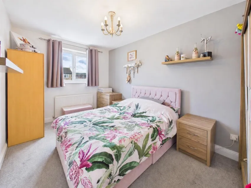 Filbert Close, Abbeydale, photo 12