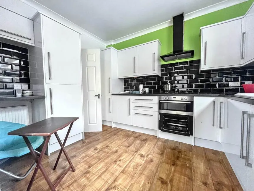 Cattistock Road, BH8, photo 10