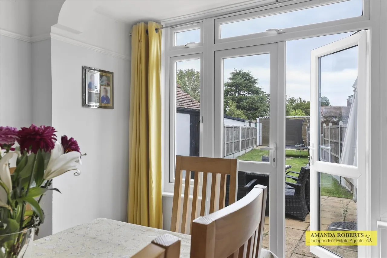 Endelbury Road, Chingford, photo 5