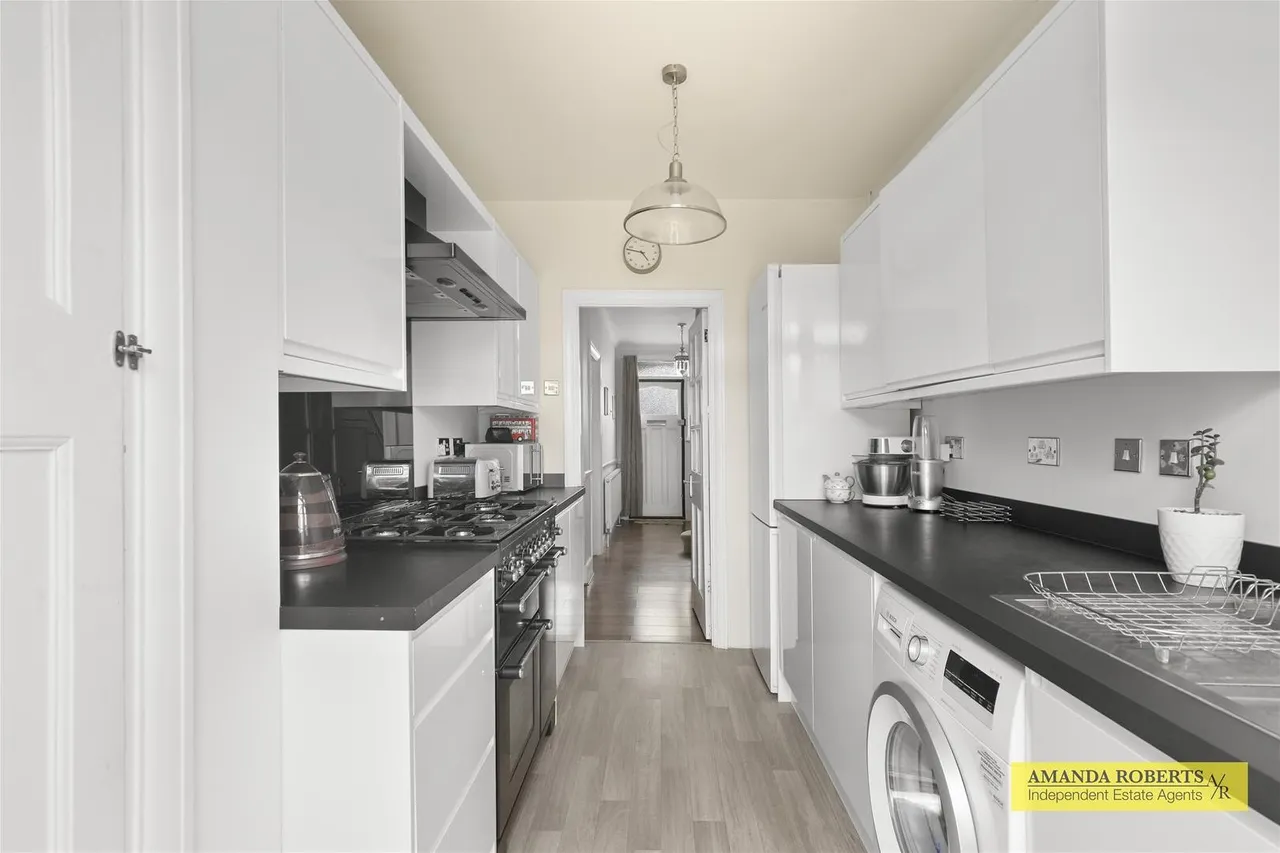 Endelbury Road, Chingford, photo 8