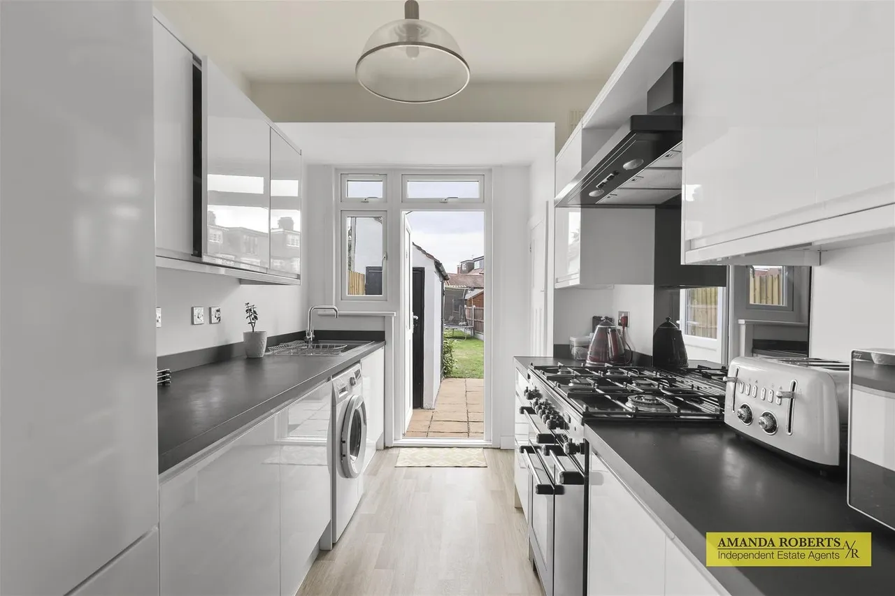 Endelbury Road, Chingford, photo 6