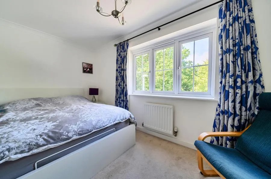 Buchanan Way, Binfield, RG42, photo 9