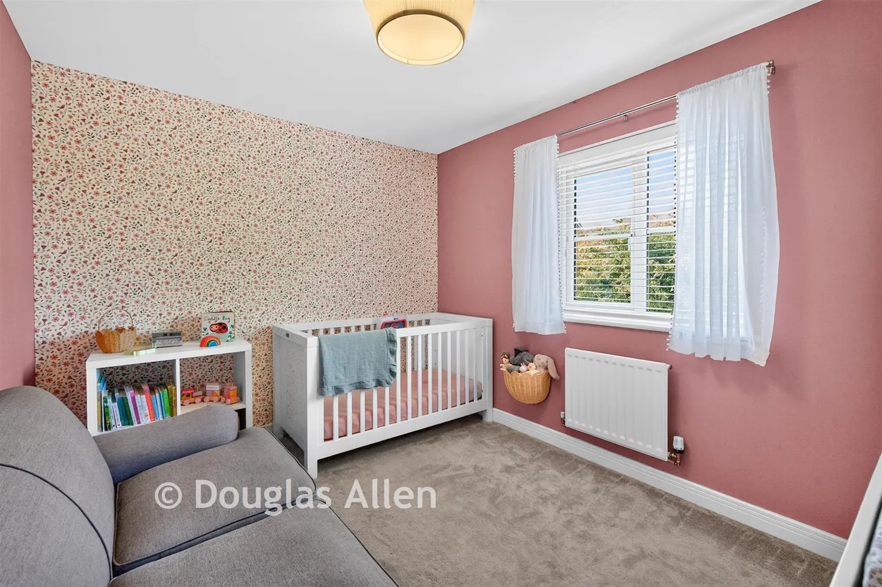 Dulwich Avenue, Basildon, SS15, photo 10