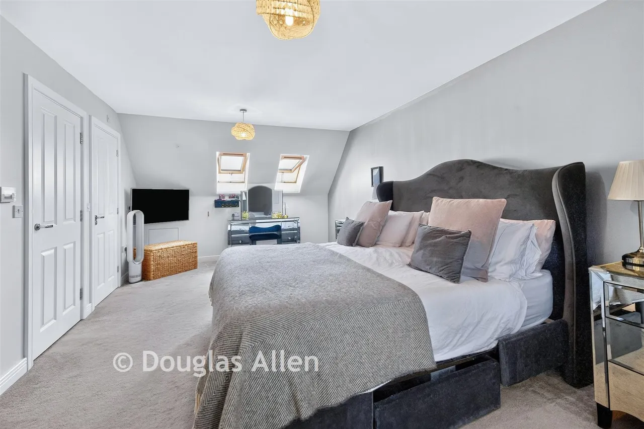 Dulwich Avenue, Basildon, SS15, photo 6