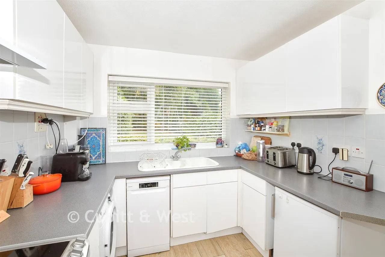Forest Row, RH18, photo 2