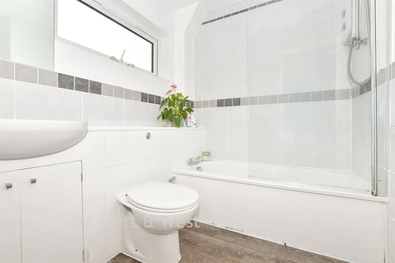 Forest Row, RH18, photo 9