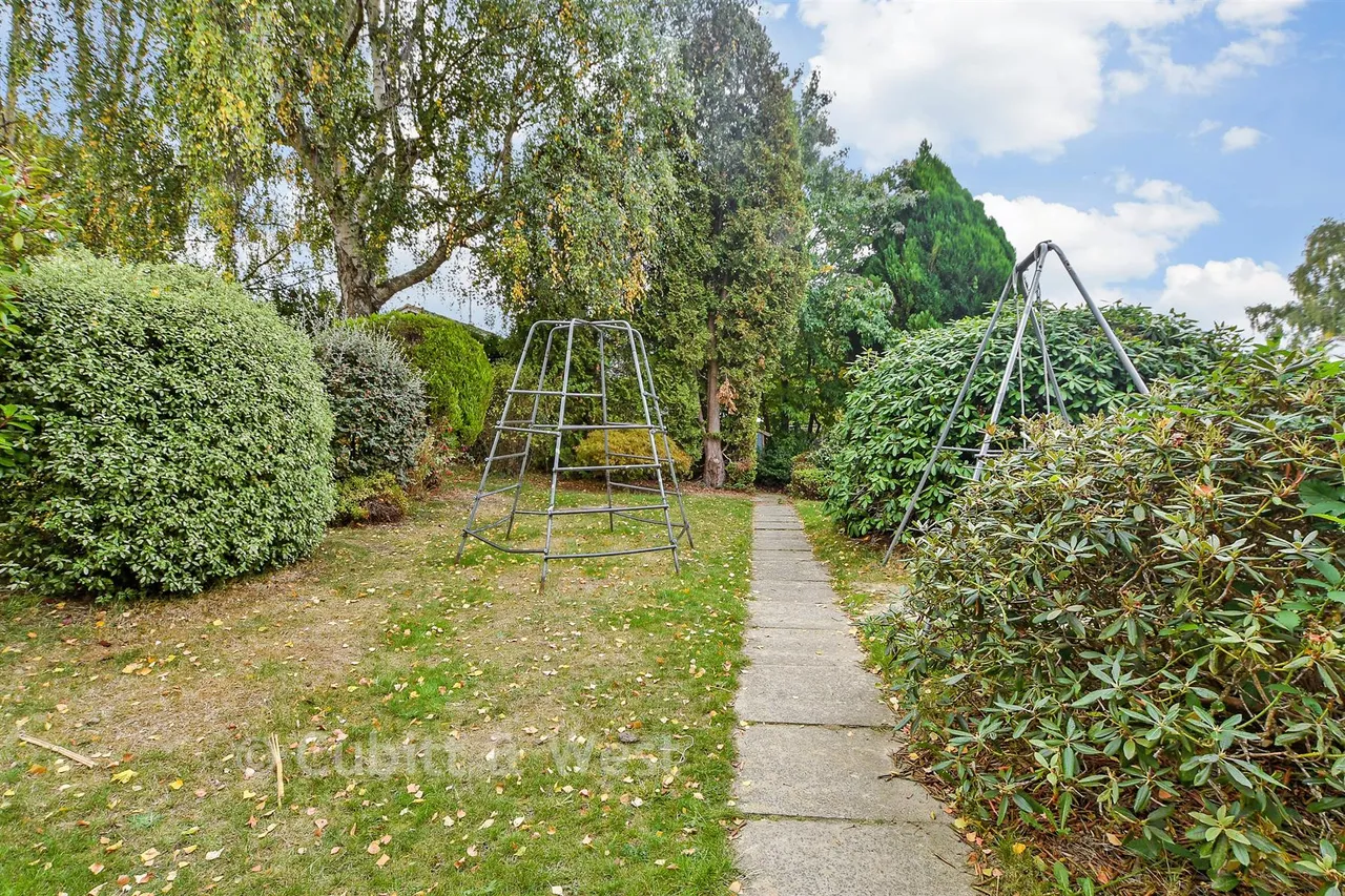 Forest Row, RH18, photo 10