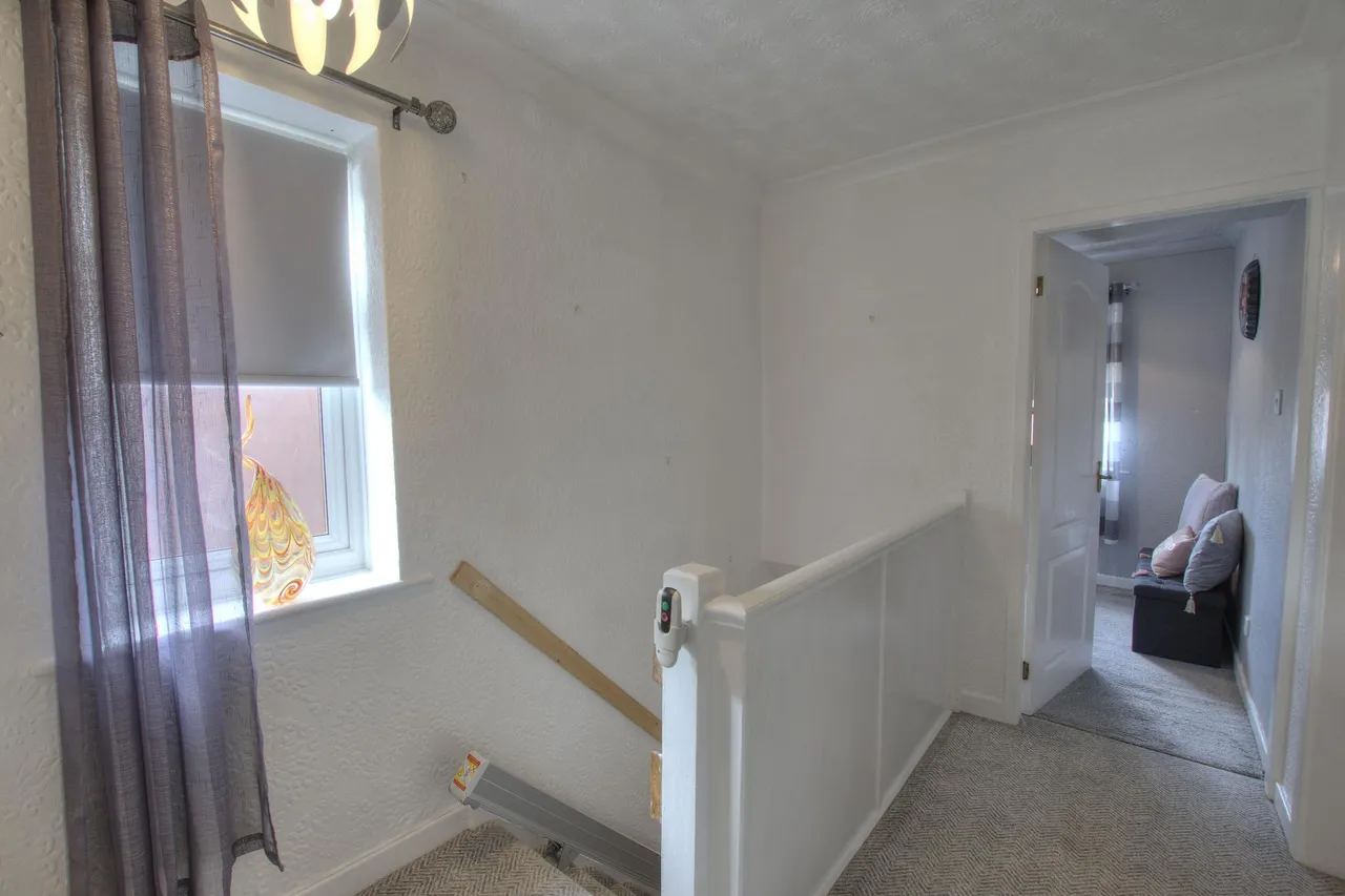 Rectory Avenue, Lowton, WA3, photo 11