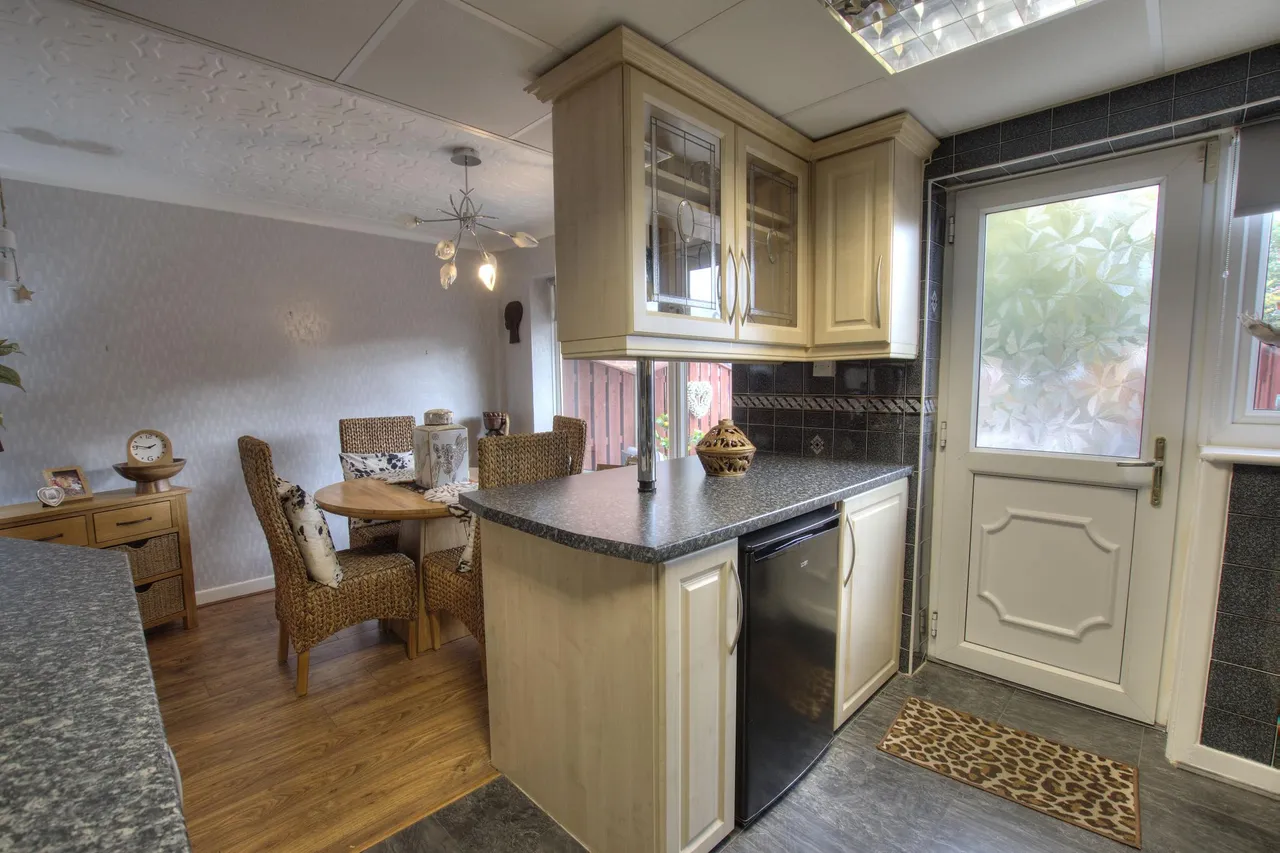 Rectory Avenue, Lowton, WA3, photo 8