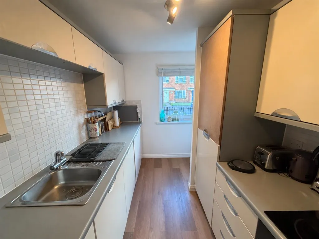 Amersham Road, Caversham, photo 5
