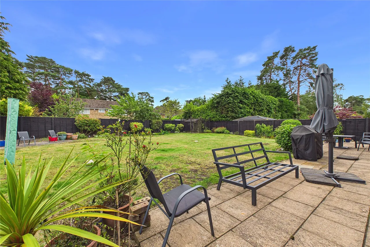 Hillsborough Park, Camberley, GU15, photo 21