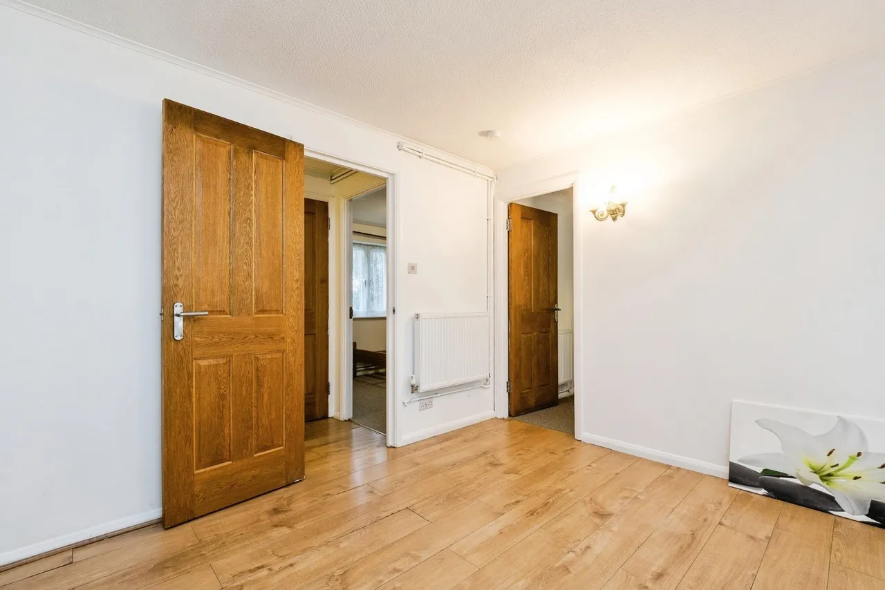 Bowyer Close, Beckton, London, E6, photo 11