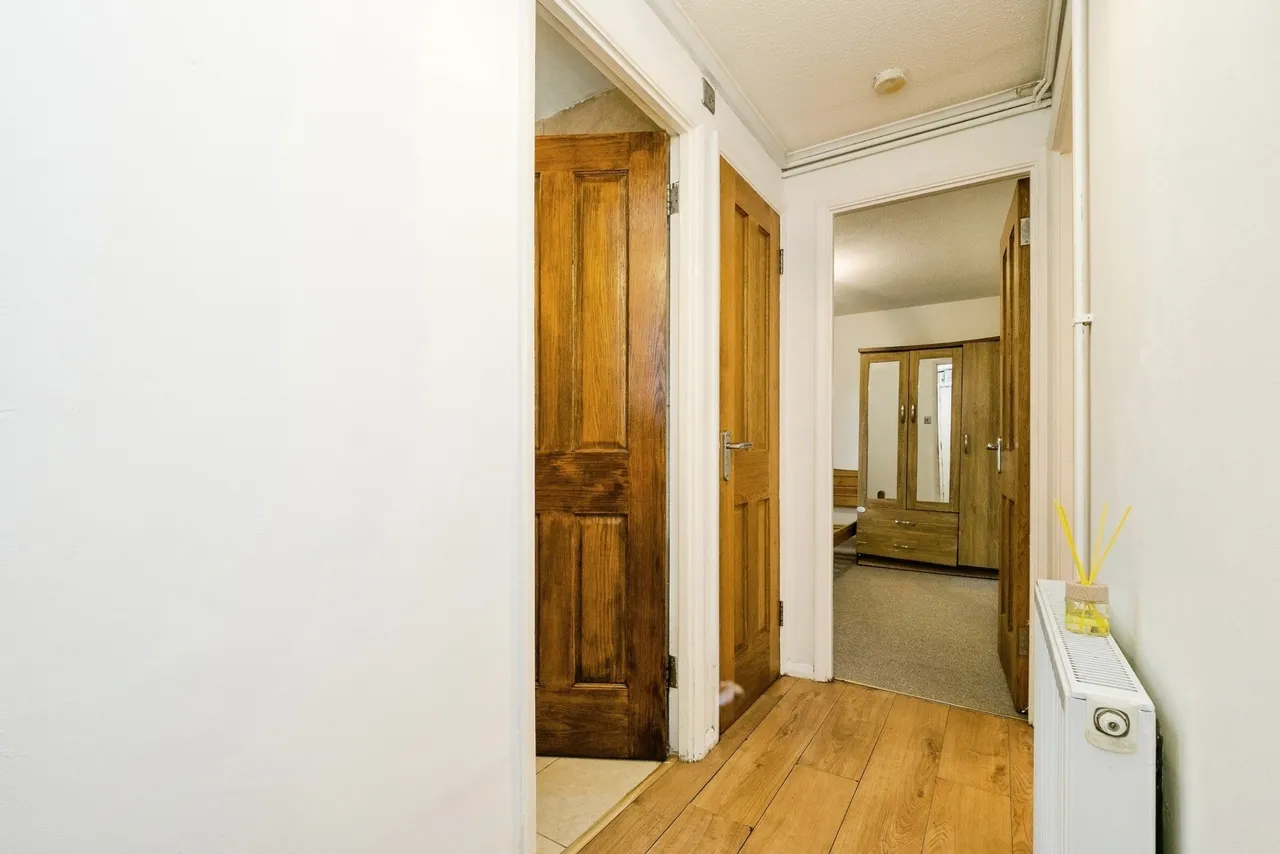 Bowyer Close, Beckton, London, E6, photo 12